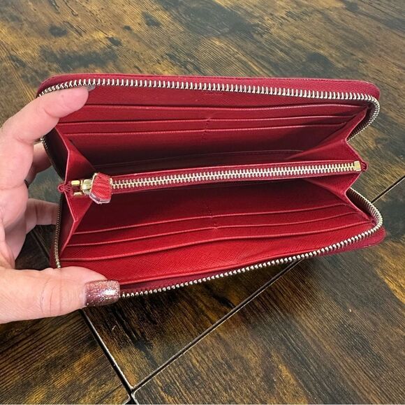 Prada Triangle Saffiano Leather Long Wallet Red W/ Certificate of Authenticity - Picture 4 of 14